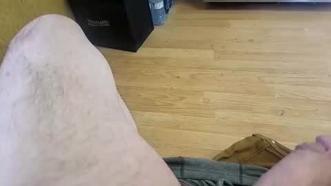 Snapshot of olderadventurous chatting on 8, 4, 2026 Horny Oldman online show from 8, 4, 2026