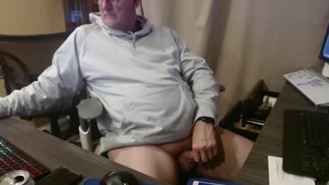 Snapshot of olderandwiser chatting on 23, 2, 2026 Older and Wiser online show from 23, 2, 2026
