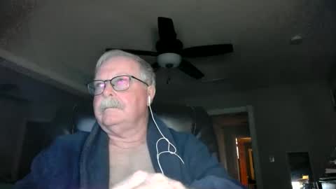 Snapshot of oldlakeguy chatting on 20, 2, 2025 OldLakeGuy online show from 20, 2, 2025