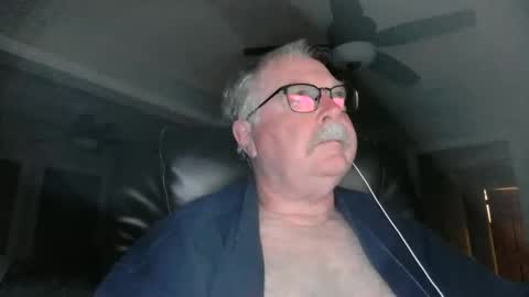 Snapshot of oldlakeguy chatting on 6, 3, 2025 OldLakeGuy online show from 6, 3, 2025