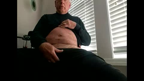 Snapshot of oldsubman chatting on 3, 12, 2024 oldsubman online show from 3, 12, 2024