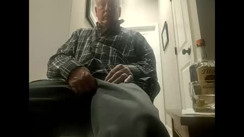 Snapshot of oldsubman chatting on 27, 1, 2025 oldsubman online show from 27, 1, 2025