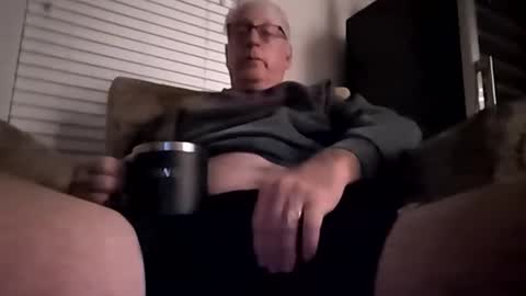 Snapshot of oldsubman chatting on 14, 3, 2026 oldsubman online show from 14, 3, 2026