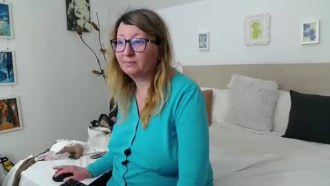 Snapshot of olgapavlova chatting on 1, 4, 2026 Olga Pavlova online show from 1, 4, 2026