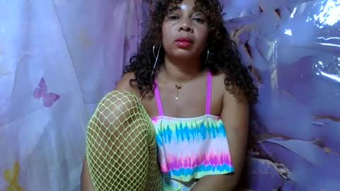 Snapshot of olinaa chatting on 24, 6, 2026 olinaa online show from 24, 6, 2026