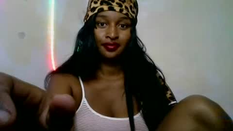 Snapshot of olinah610 chatting on 12, 6, 2026 olinah610 online show from 12, 6, 2026