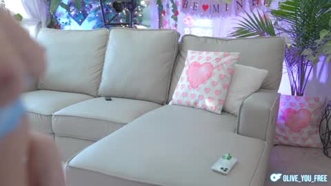 Olive online show from 19, 1, 2025