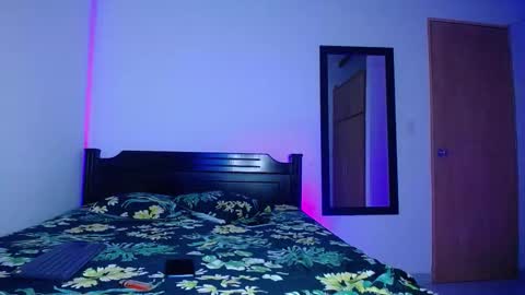 Snapshot of oliver_and_megan chatting on 2, 12, 2025 Oliver and MeganIndependent online show from 2, 12, 2025