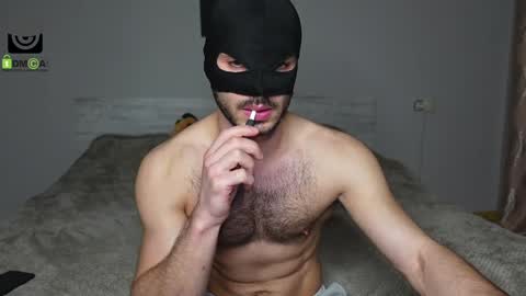 Snapshot of oliver_baker chatting on 1, 2, 2025 Oliver  Kaen online show from 1, 2, 2025