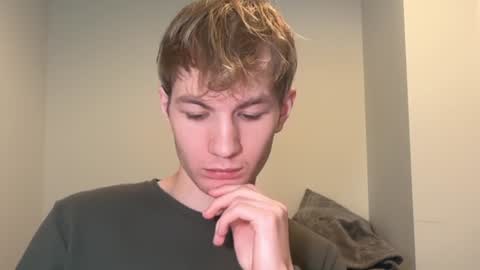 Snapshot of oliver_beck chatting on 26, 12, 2024 Oliver Beck online show from 26, 12, 2024