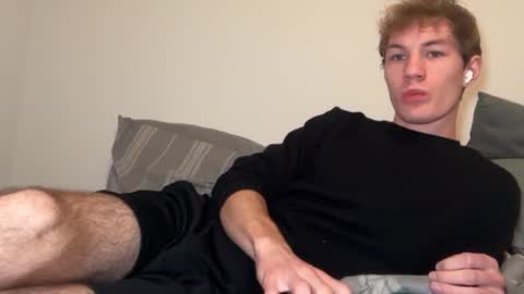 Snapshot of oliver_beck chatting on 11, 1, 2025 Oliver Beck online show from 11, 1, 2025