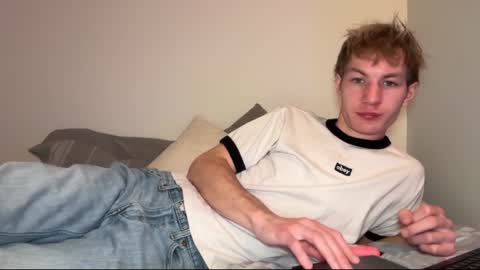 Snapshot of oliver_beck chatting on 6, 2, 2025 Oliver Beck online show from 6, 2, 2025