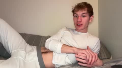 Snapshot of oliver_beck chatting on 11, 2, 2025 Oliver Beck online show from 11, 2, 2025