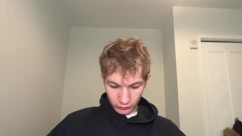 Snapshot of oliver_beck chatting on 15, 2, 2025 Oliver Beck online show from 15, 2, 2025