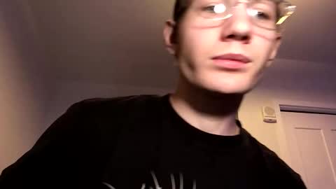 Snapshot of oliver_beck chatting on 10, 11, 2025 Oliver Beck online show from 10, 11, 2025