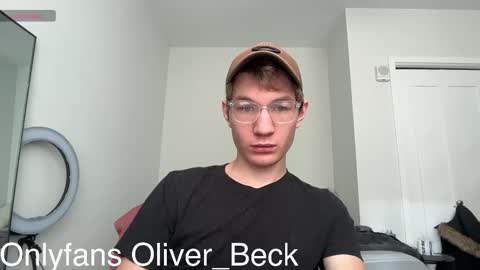 Snapshot of oliver_beck chatting on 14, 11, 2025 Oliver Beck online show from 14, 11, 2025