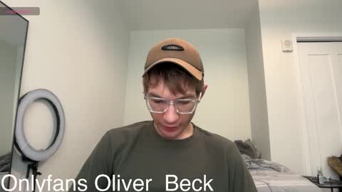 Snapshot of oliver_beck chatting on 17, 11, 2025 Oliver Beck online show from 17, 11, 2025