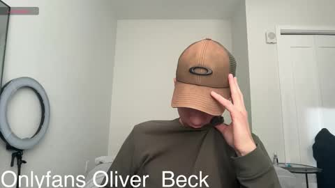 Snapshot of oliver_beck chatting on 23, 11, 2025 Oliver Beck online show from 23, 11, 2025