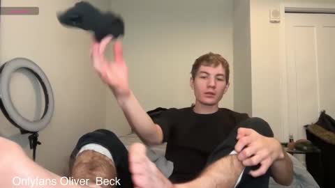 Snapshot of oliver_beck chatting on 30, 11, 2025 Oliver Beck online show from 30, 11, 2025