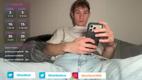 Snapshot of oliver_beck chatting on 11, 4, 2026 Oliver Beck online show from 11, 4, 2026