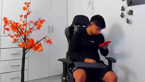 Snapshot of oliver_bray chatting on 8, 1, 2026 Oliver bray online show from 8, 1, 2026