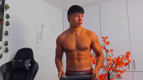 Snapshot of oliver_bray chatting on 9, 1, 2026 Oliver bray online show from 9, 1, 2026