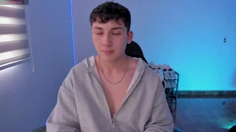 Snapshot of oliver_kyy chatting on 16, 5, 2026 oliveeer online show from 16, 5, 2026