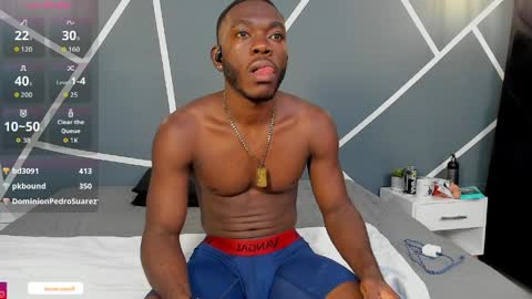 Snapshot of oliver_laurent_ chatting on 1, 4, 2026 OLIVER LAURENT online show from 1, 4, 2026