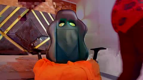 Snapshot of oliver_laurent_ chatting on 6, 4, 2026 OLIVER LAURENT online show from 6, 4, 2026