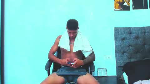 Snapshot of oliver_smith_2 chatting on 8, 9, 2025 oliver_smith_2 online show from 8, 9, 2025