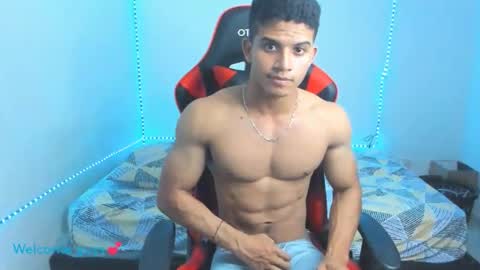 oliver thompsson online show from 1, 1, 2025