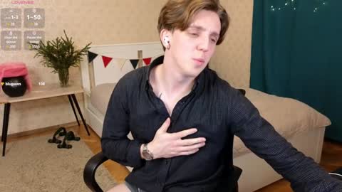 Snapshot of oliver_travis chatting on 4, 1, 2025 Oliver Evans online show from 4, 1, 2025