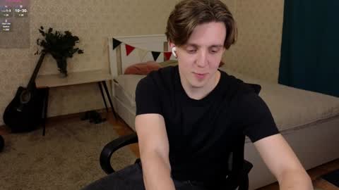 Snapshot of oliver_travis chatting on 20, 1, 2025 Oliver Evans online show from 20, 1, 2025