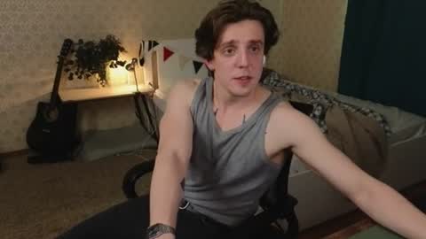 Snapshot of oliver_travis chatting on 9, 6, 2026 Oliver Evans online show from 9, 6, 2026