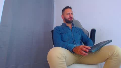 oliver online show from 3, 12, 2024