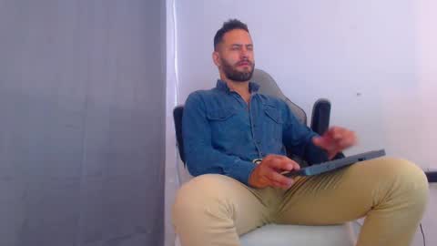 oliver online show from 25, 12, 2024