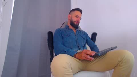 oliver online show from 17, 2, 2025