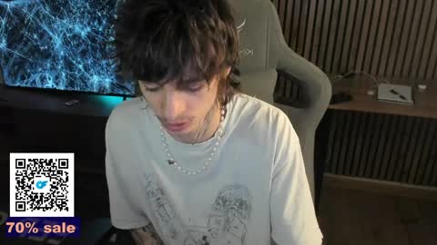 Snapshot of oliverrgroove chatting on 3, 4, 2026 oliverrgroove online show from 3, 4, 2026