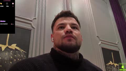 Snapshot of oliversport chatting on 4, 4, 2026 OliverSport online show from 4, 4, 2026