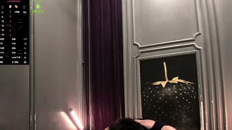 Snapshot of oliversport chatting on 11, 4, 2026 OliverSport online show from 11, 4, 2026