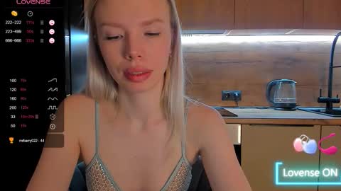 Snapshot of olivia_bells chatting on 26, 3, 2026 Olivia 3 online show from 26, 3, 2026