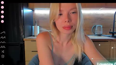 Olivia 3 online show from 25, 6, 2026