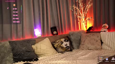 Snapshot of olivia_devis chatting on 5, 2, 2025 SaraConor online show from 5, 2, 2025