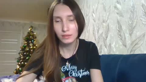 Snapshot of olivia_dream1 chatting on 25, 12, 2024 Olivia online show from 25, 12, 2024