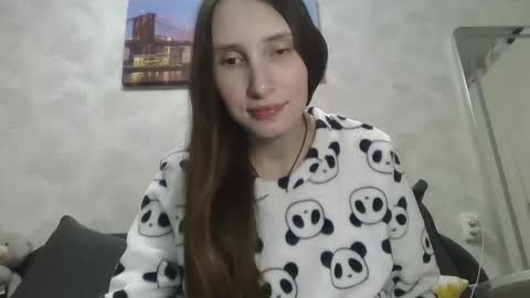 Snapshot of olivia_dream1 chatting on 25, 10, 2025 Olivia online show from 25, 10, 2025