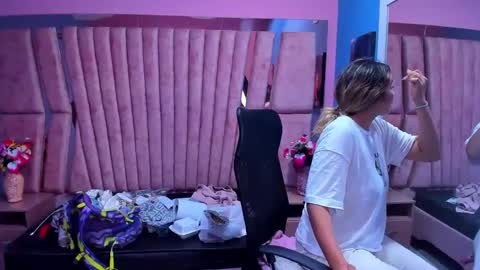  OLIVIA  online show from 16, 1, 2025