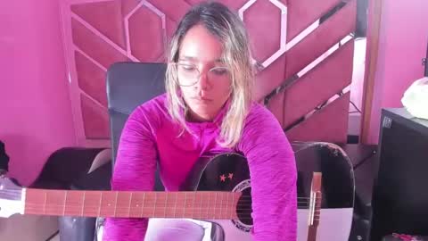  OLIVIA  online show from 4, 2, 2025