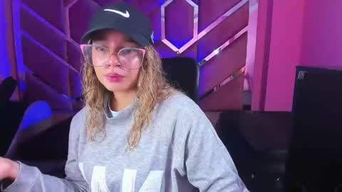  OLIVIA  online show from 18, 2, 2025