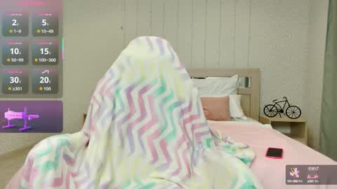 Olivia Hi guys Follow me  online show from 25, 9, 2025