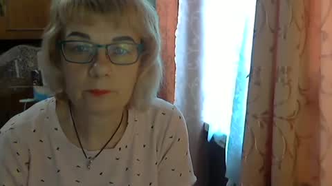 Olivia Mia online show from 30, 5, 2026